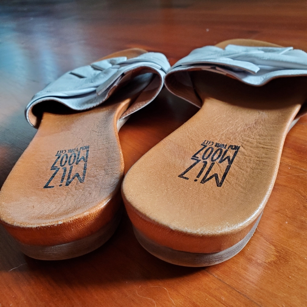 Miz Mooz Angelina sandals white size 8